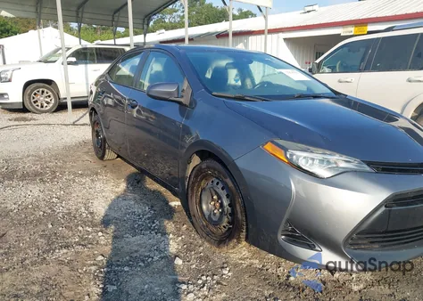 2017 Toyota Corolla Le z USA, uszkodzony, nr VIN 2T1BURHE8HC882831